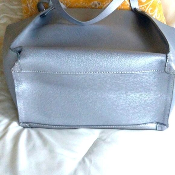Neiman Marcus Shimmery Silver Tote - Picture 2 of 13